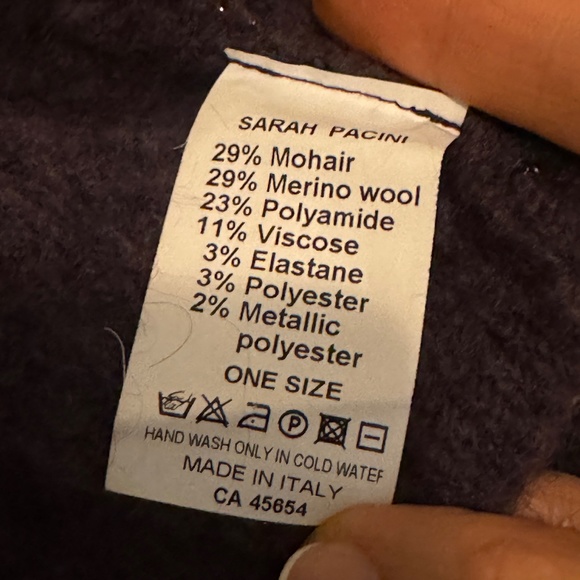 Sarah Pacini Sleeveless Cardigan - Picture 5 of 5